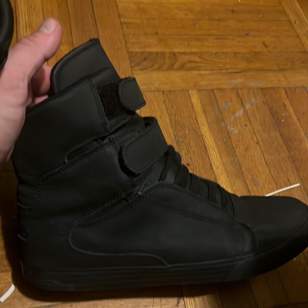 Supra society 2 skate shoe.